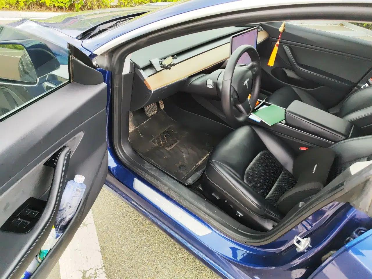 Tesla Model 3 2019 Long-Range All-Wheel-Drive Version — миниатюра 16