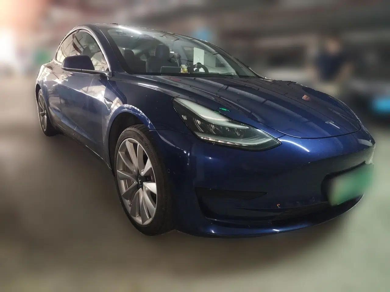 Tesla Model 3 2019 Standard Range Rear-Drive Upgraded Version — миниатюра 3