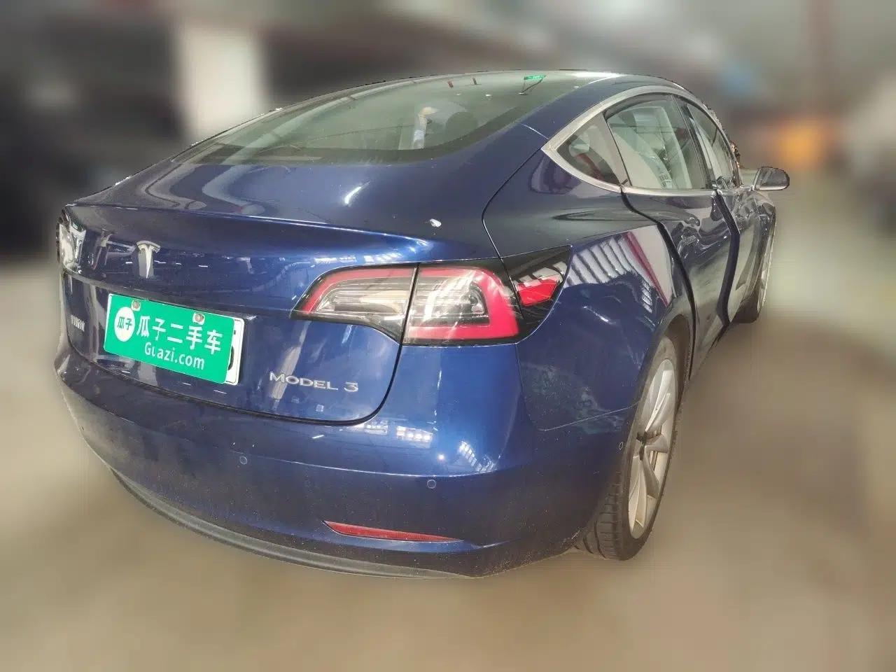 Tesla Model 3 2019 Standard Range Rear-Drive Upgraded Version — миниатюра 6