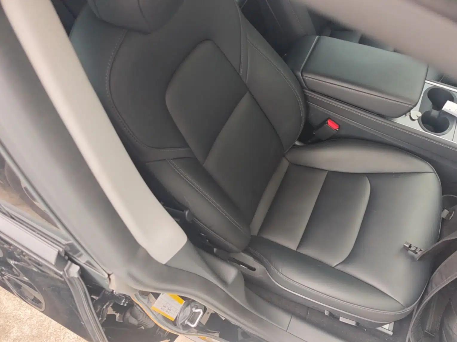 Tesla Model 3 2022 Rear-Wheel-Drive Version — миниатюра 24