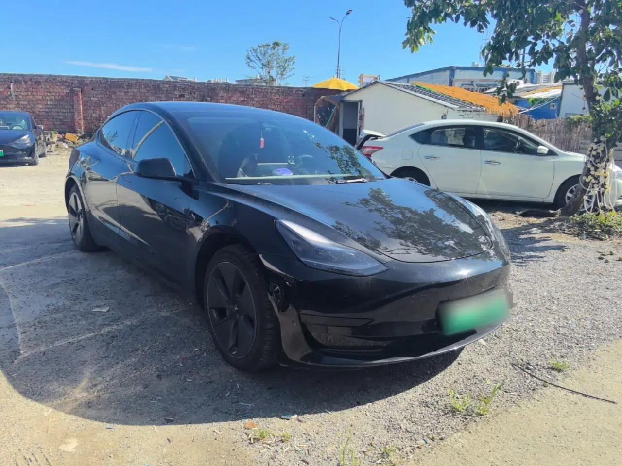 Tesla Model 3 2022 Rear-Wheel-Drive Version — миниатюра 3