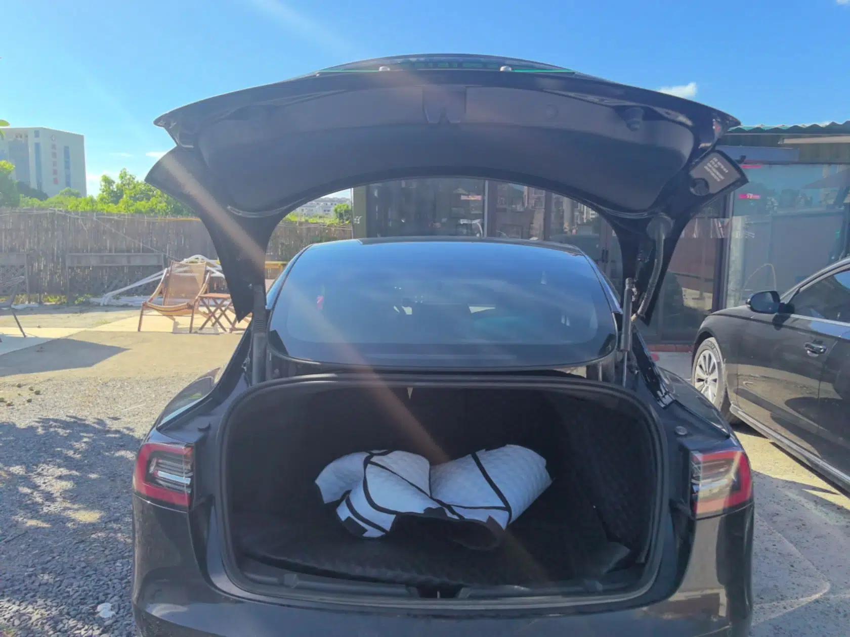 Tesla Model 3 2022 Rear-Wheel-Drive Version — миниатюра 22