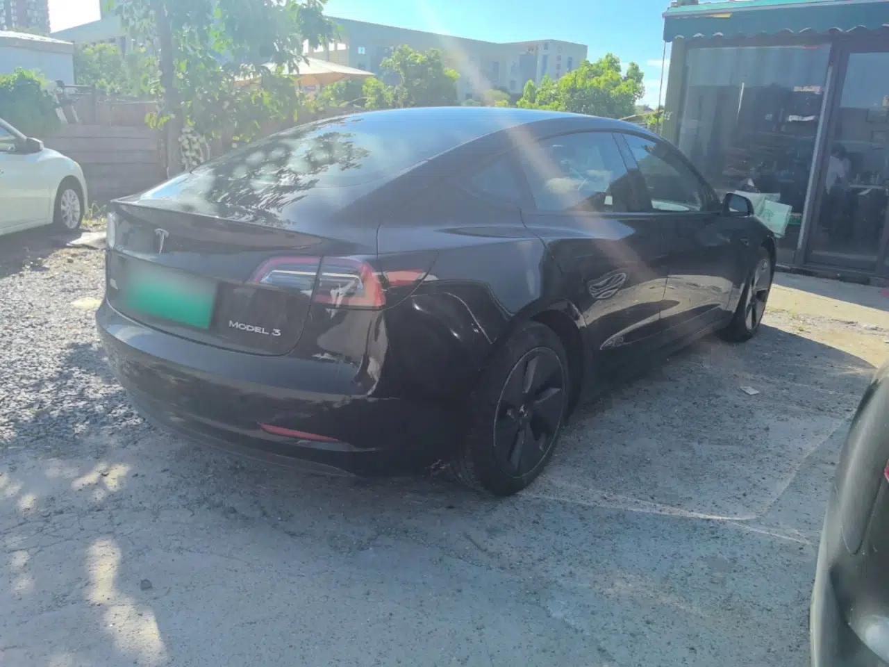 Tesla Model 3 2022 Rear-Wheel-Drive Version — миниатюра 6