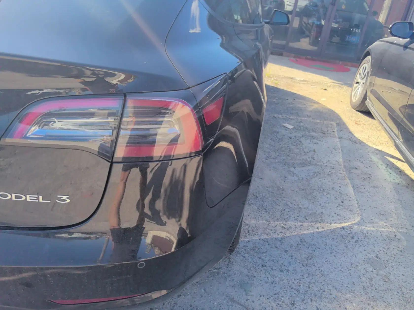 Tesla Model 3 2022 Rear-Wheel-Drive Version — миниатюра 9