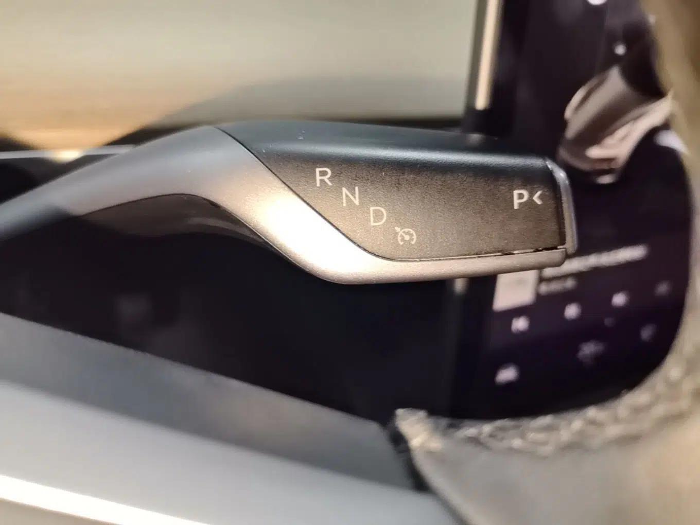 Tesla Model 3 2022 Rear-Wheel-Drive Version — миниатюра 16