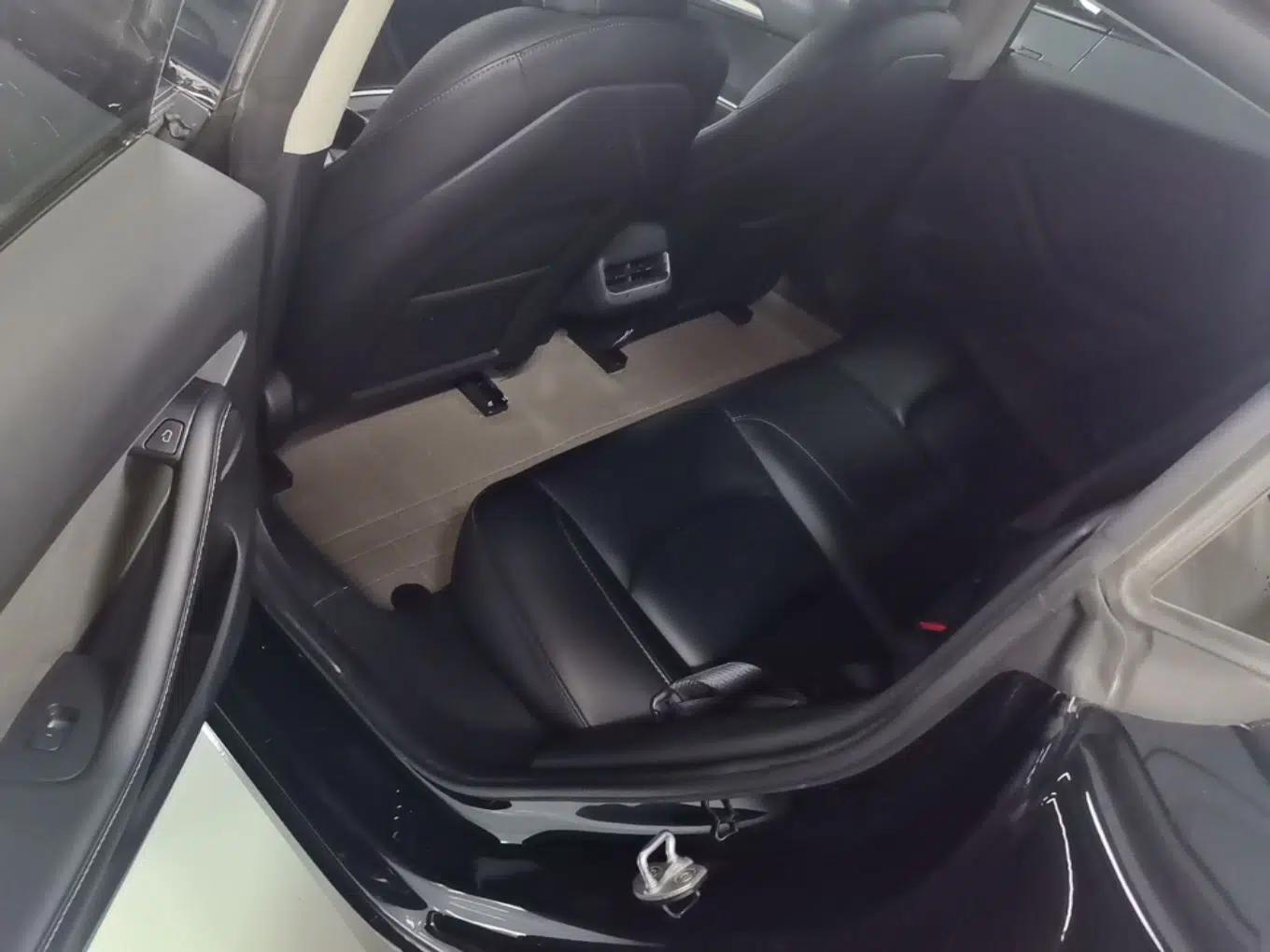 Tesla Model 3 2022 Rear-Wheel-Drive Version — миниатюра 20