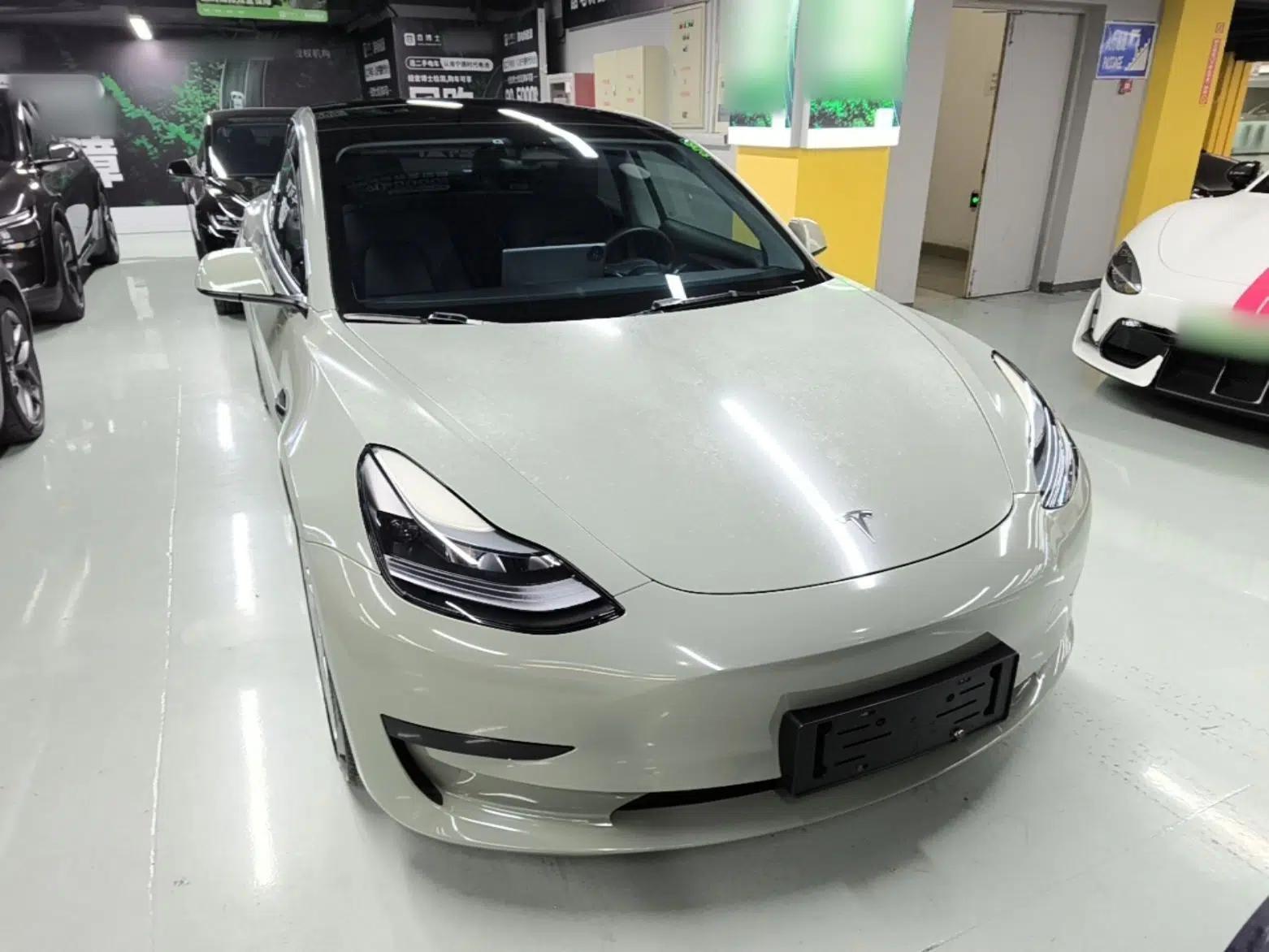 Tesla Model 3 2022 Rear-Wheel-Drive Version — миниатюра 2