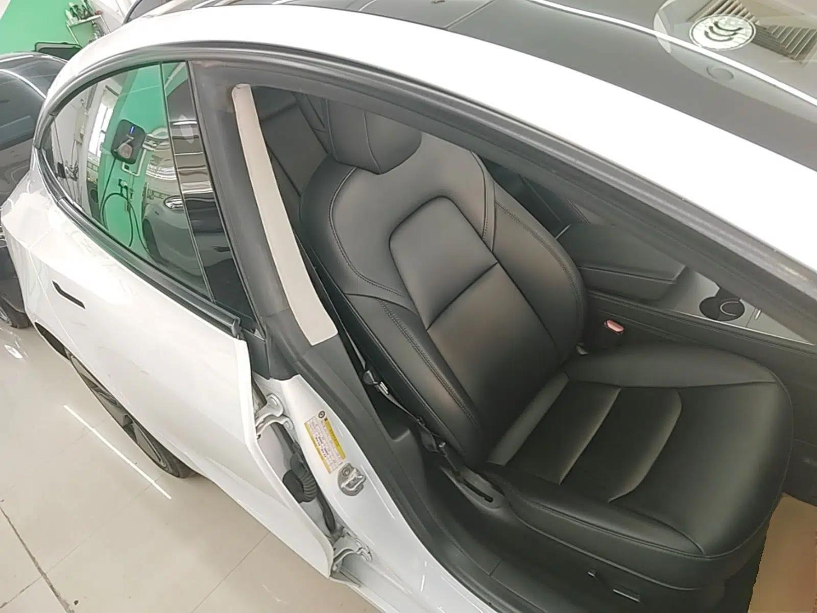 Tesla Model 3 2022 Rear-Wheel-Drive Version — миниатюра 19