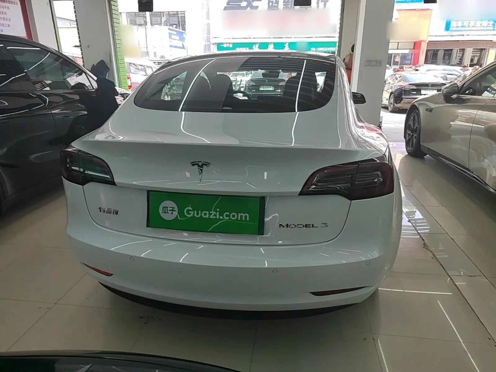 Tesla Model 3 2022 Rear-Wheel-Drive Version — миниатюра 5