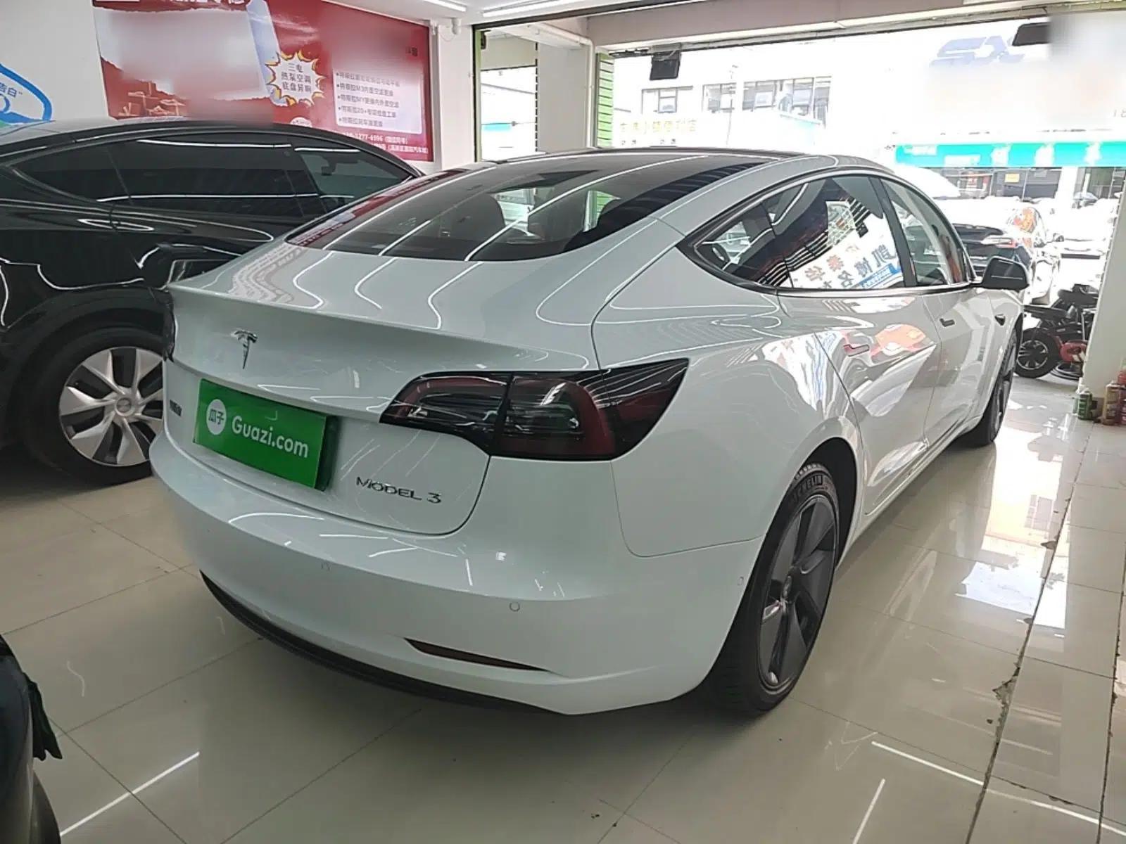 Tesla Model 3 2022 Rear-Wheel-Drive Version — миниатюра 6