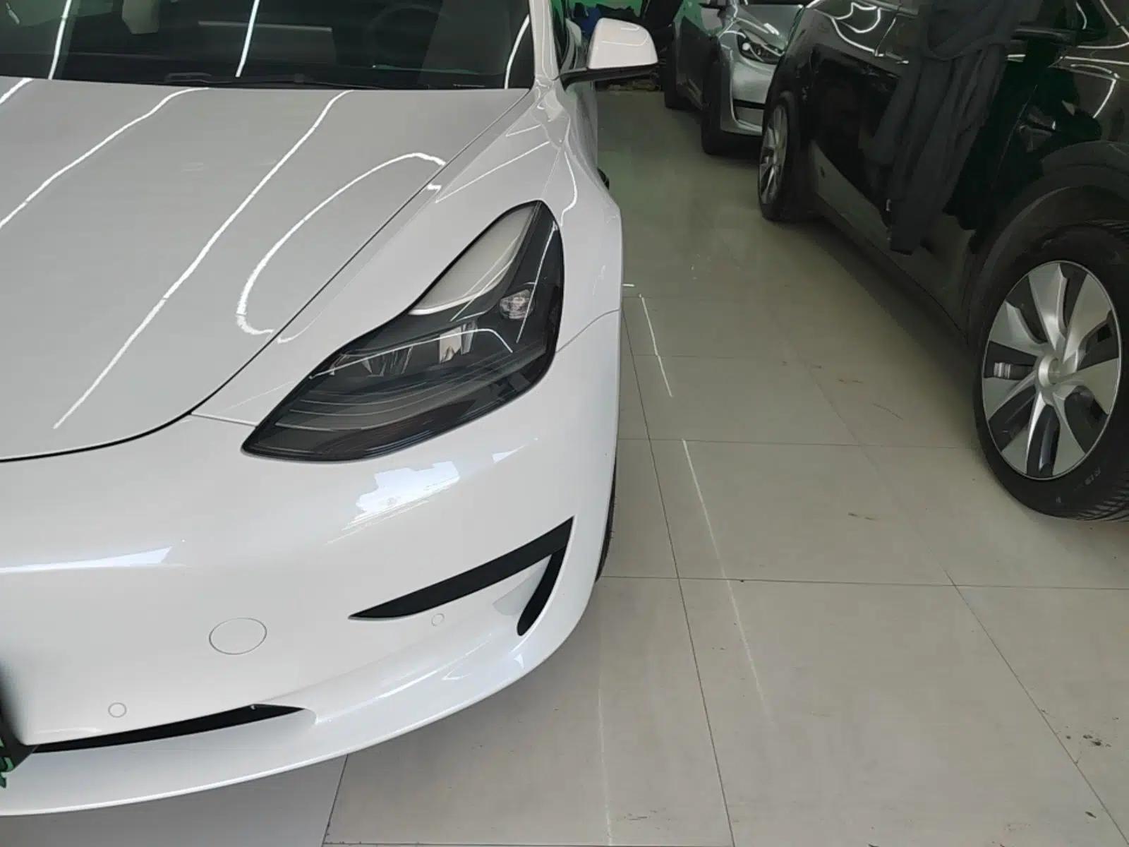 Tesla Model 3 2022 Rear-Wheel-Drive Version — миниатюра 8