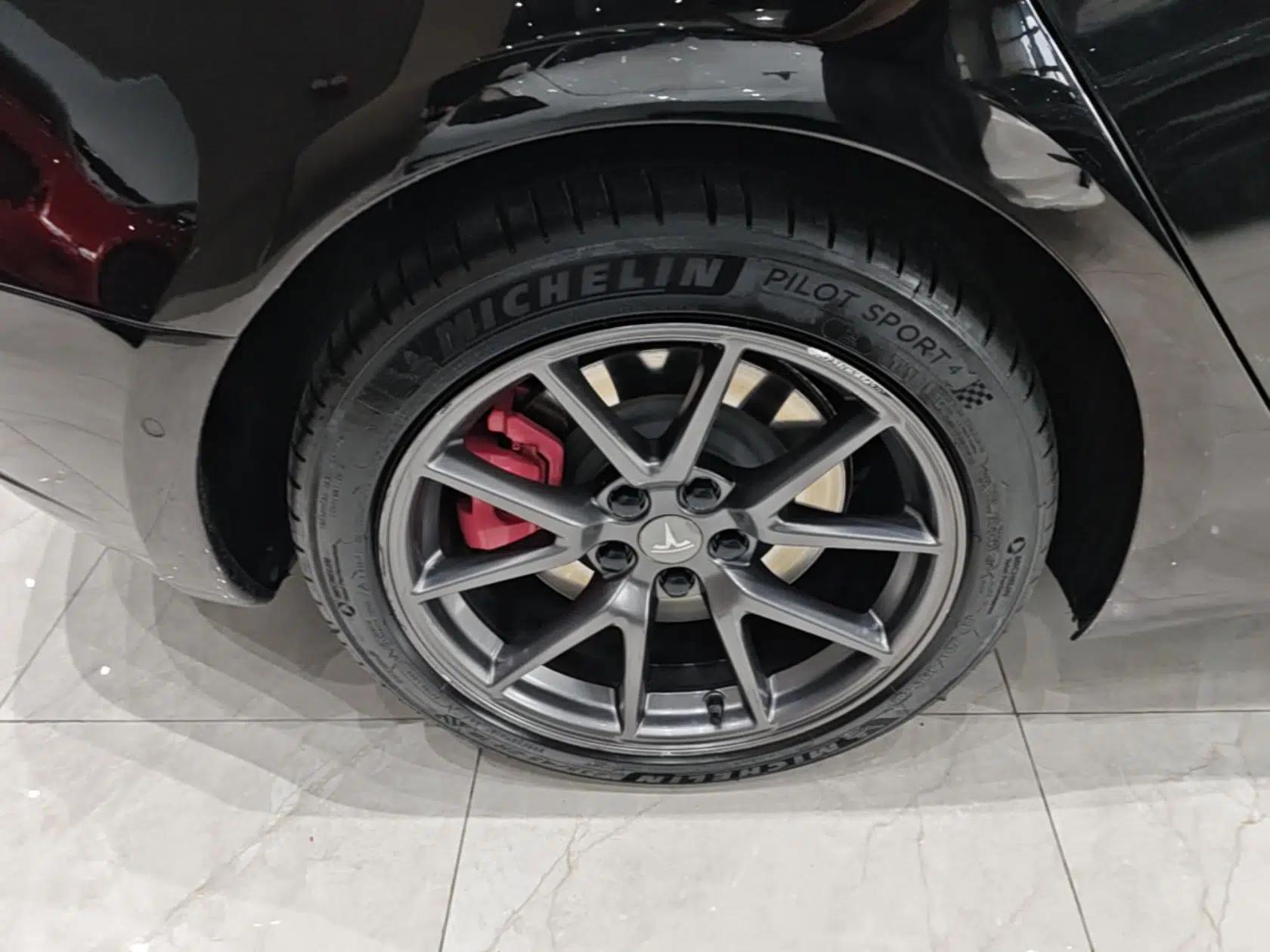 Tesla Model 3 2021 Standard Range Rear-Drive Upgraded Version — миниатюра 11