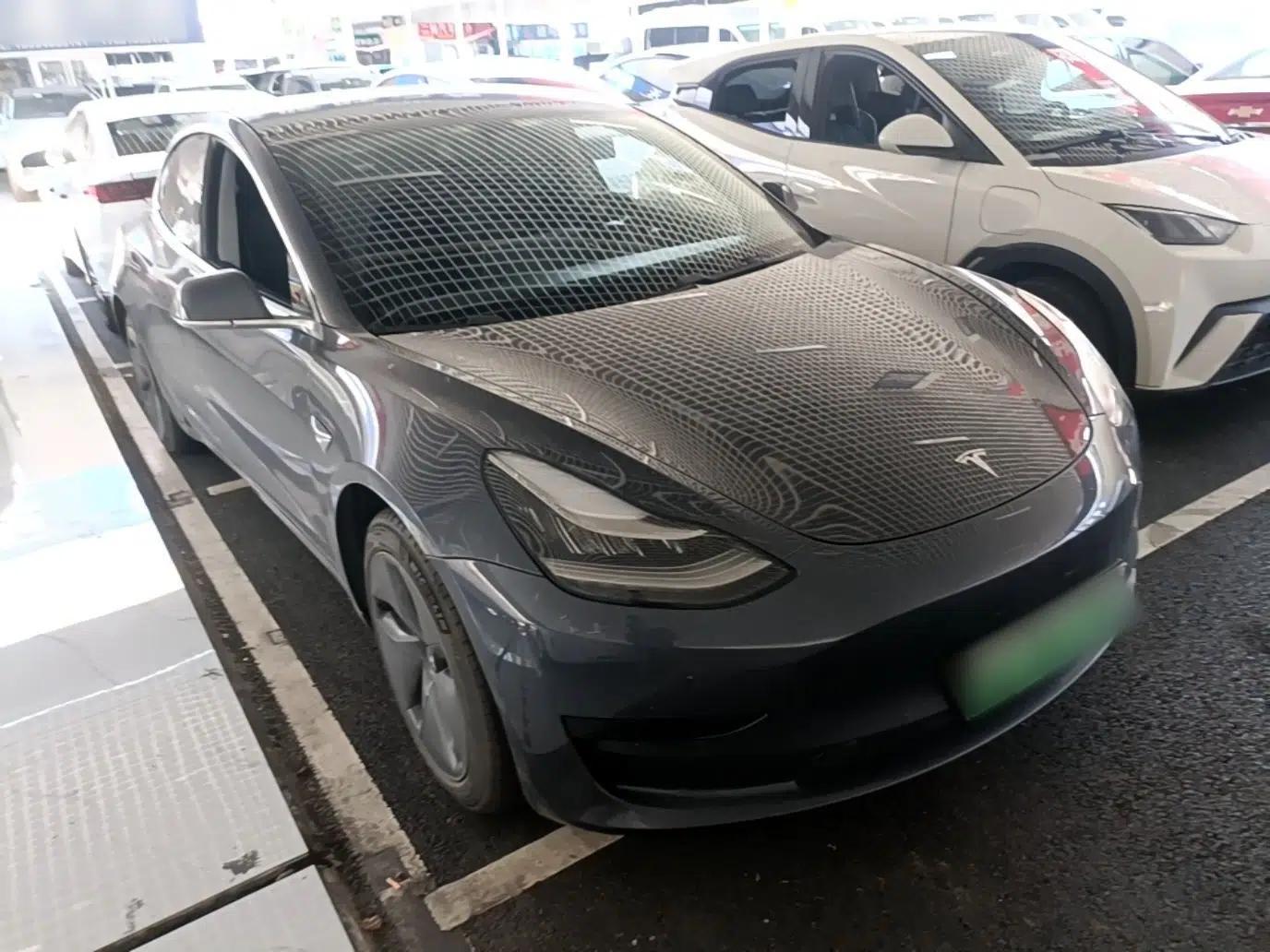 Tesla Model 3 2019 Standard Range Rear-Drive Upgraded Version — миниатюра 3