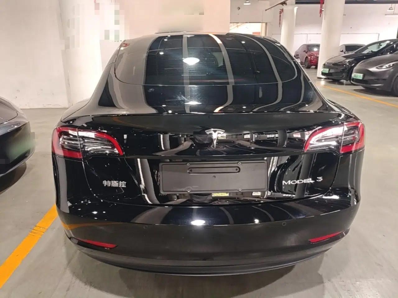 Tesla Model 3 2022 Rear-Wheel-Drive Version — миниатюра 5