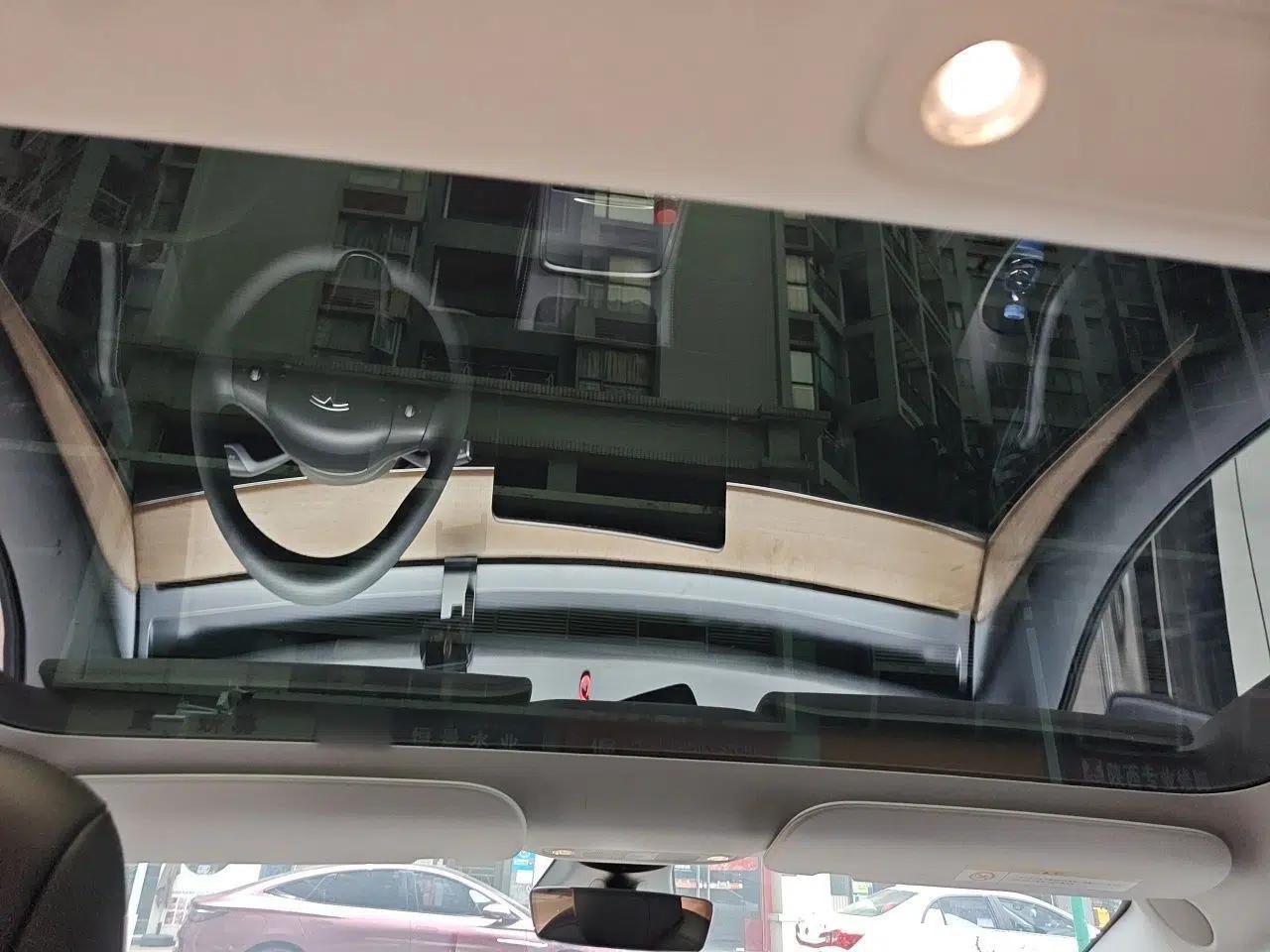 Tesla Model 3 2021 Standard Range Rear-Wheel Drive Upgraded Version 3D6 — миниатюра 18