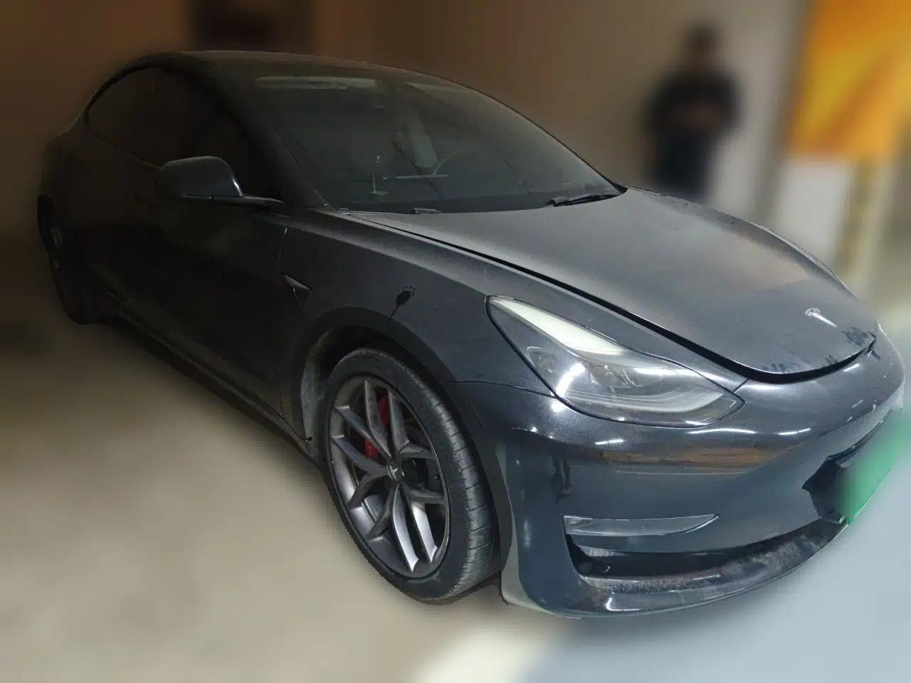 Tesla Model 3 2021 Revised Version II – Performance High-Performance All-Wheel-Drive Edition — миниатюра 3