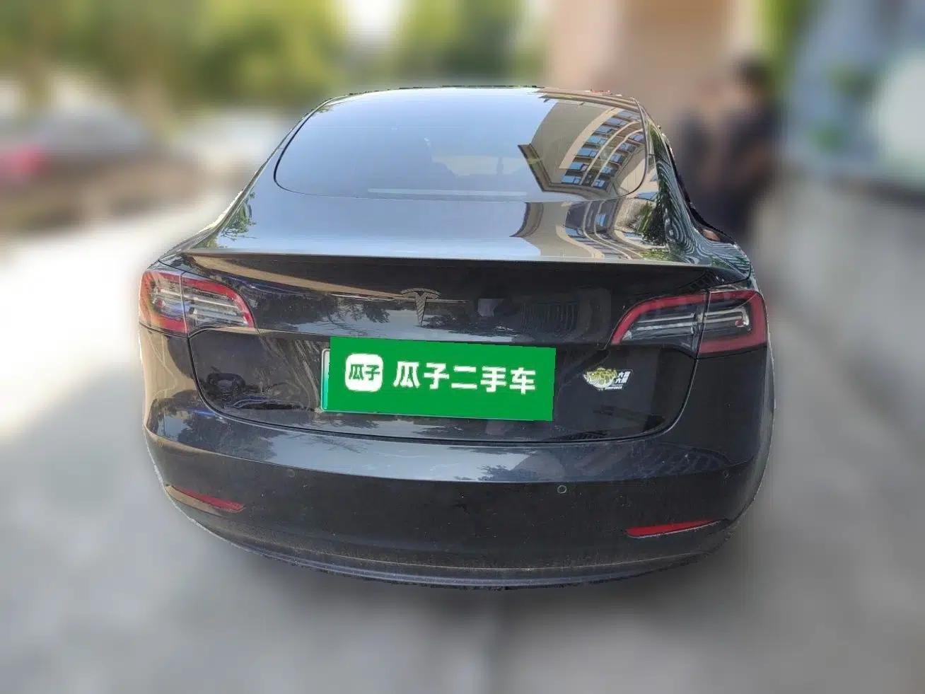 Tesla Model 3 2022 Performance High-Performance All-Wheel-Drive Version — миниатюра 5