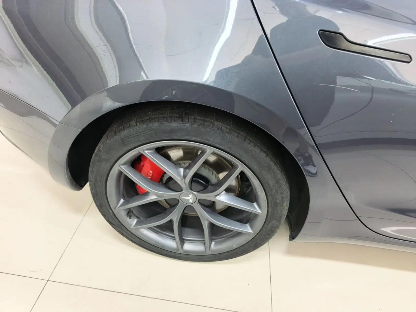 Tesla Model 3 2021 Performance High-Performance All-Wheel-Drive Version — миниатюра 11