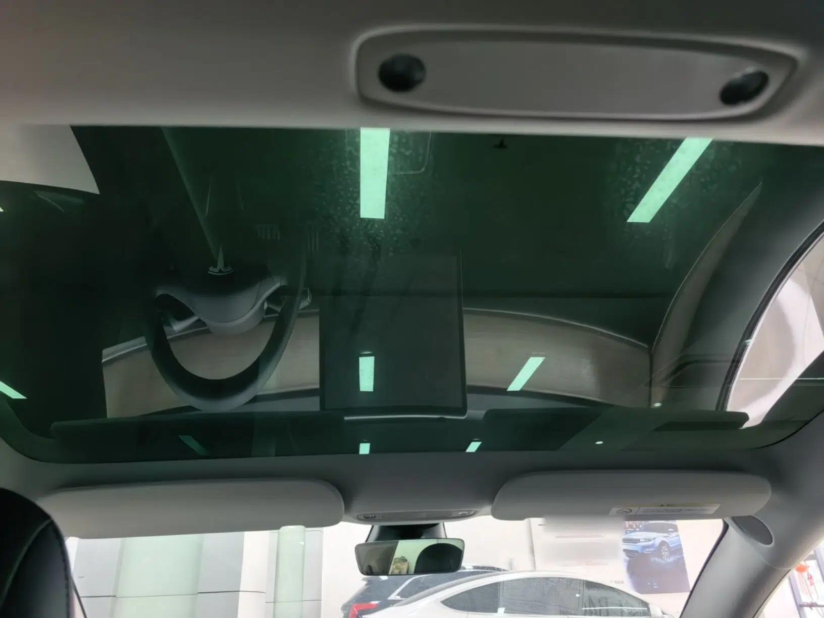 Tesla Model 3 2021 Performance High-Performance All-Wheel-Drive Version — миниатюра 21