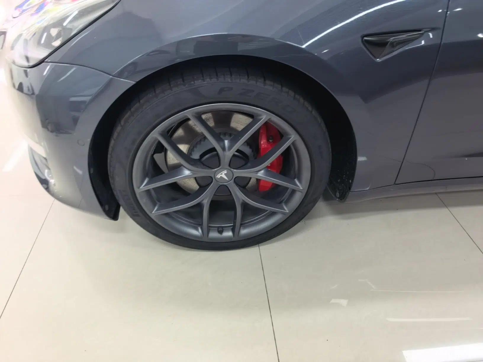 Tesla Model 3 2021 Performance High-Performance All-Wheel-Drive Version — миниатюра 10