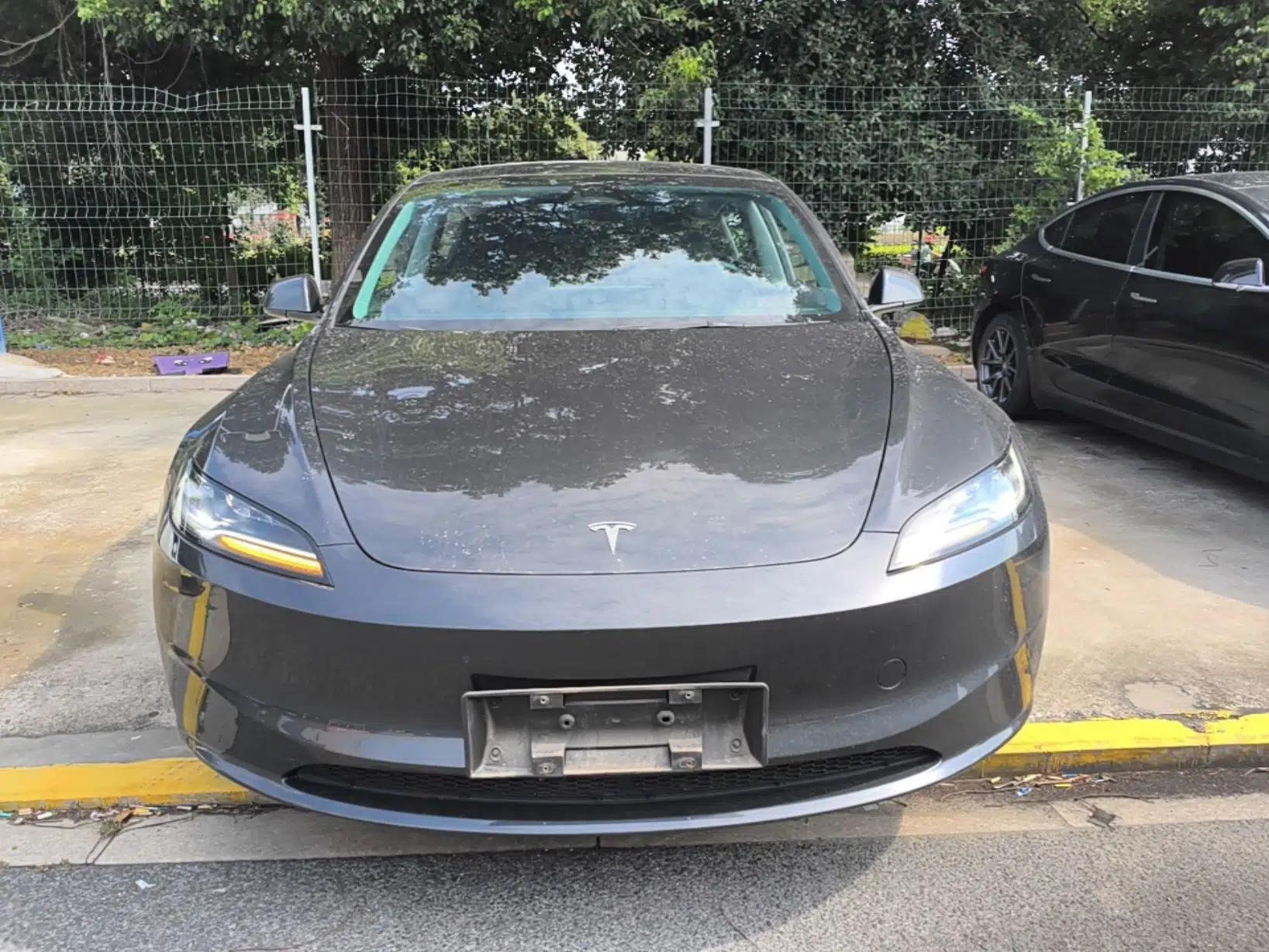 Tesla Model 3 2023 Rear-Wheel-Drive Version — миниатюра 2