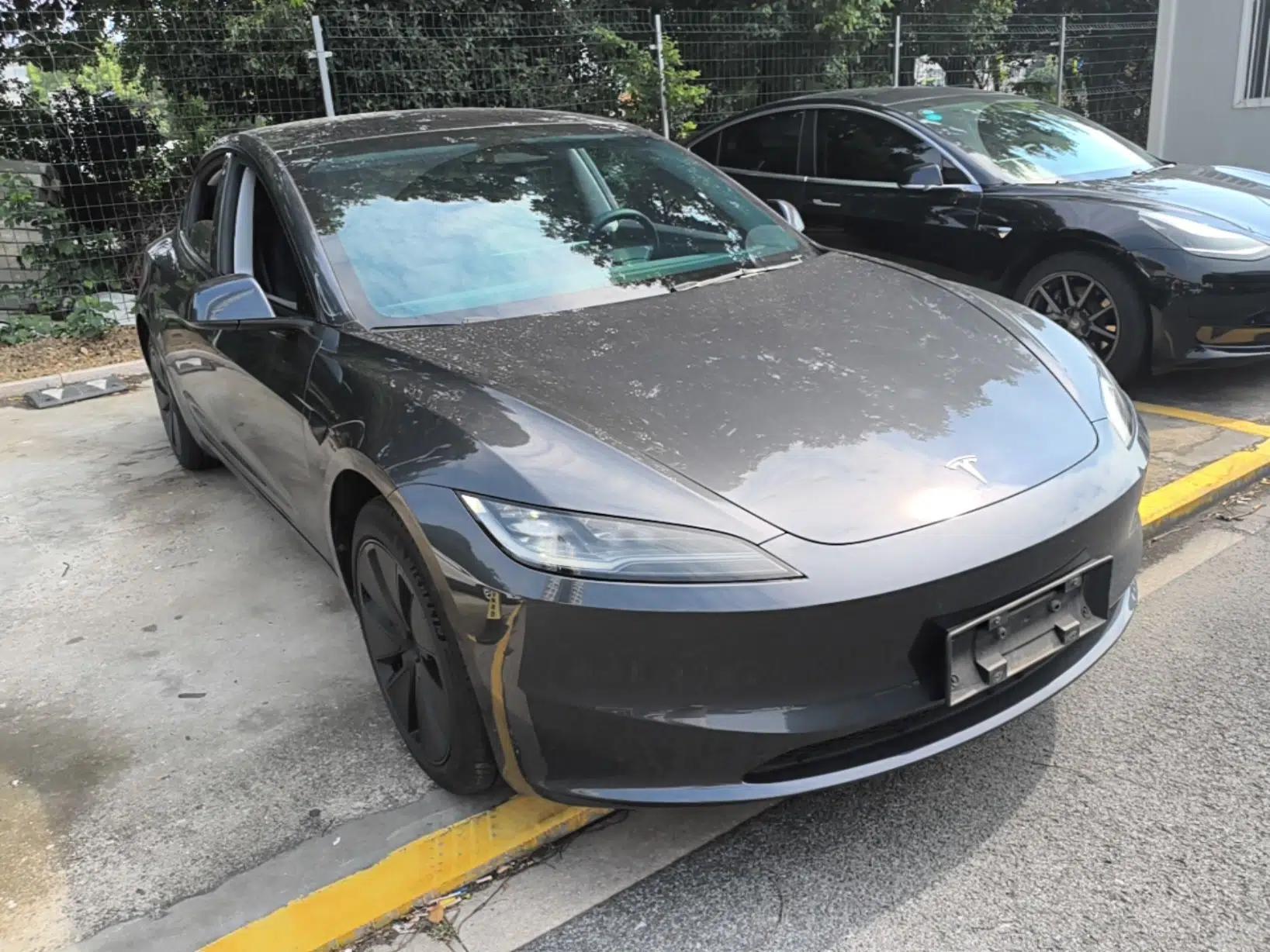 Tesla Model 3 2023 Rear-Wheel-Drive Version — миниатюра 3