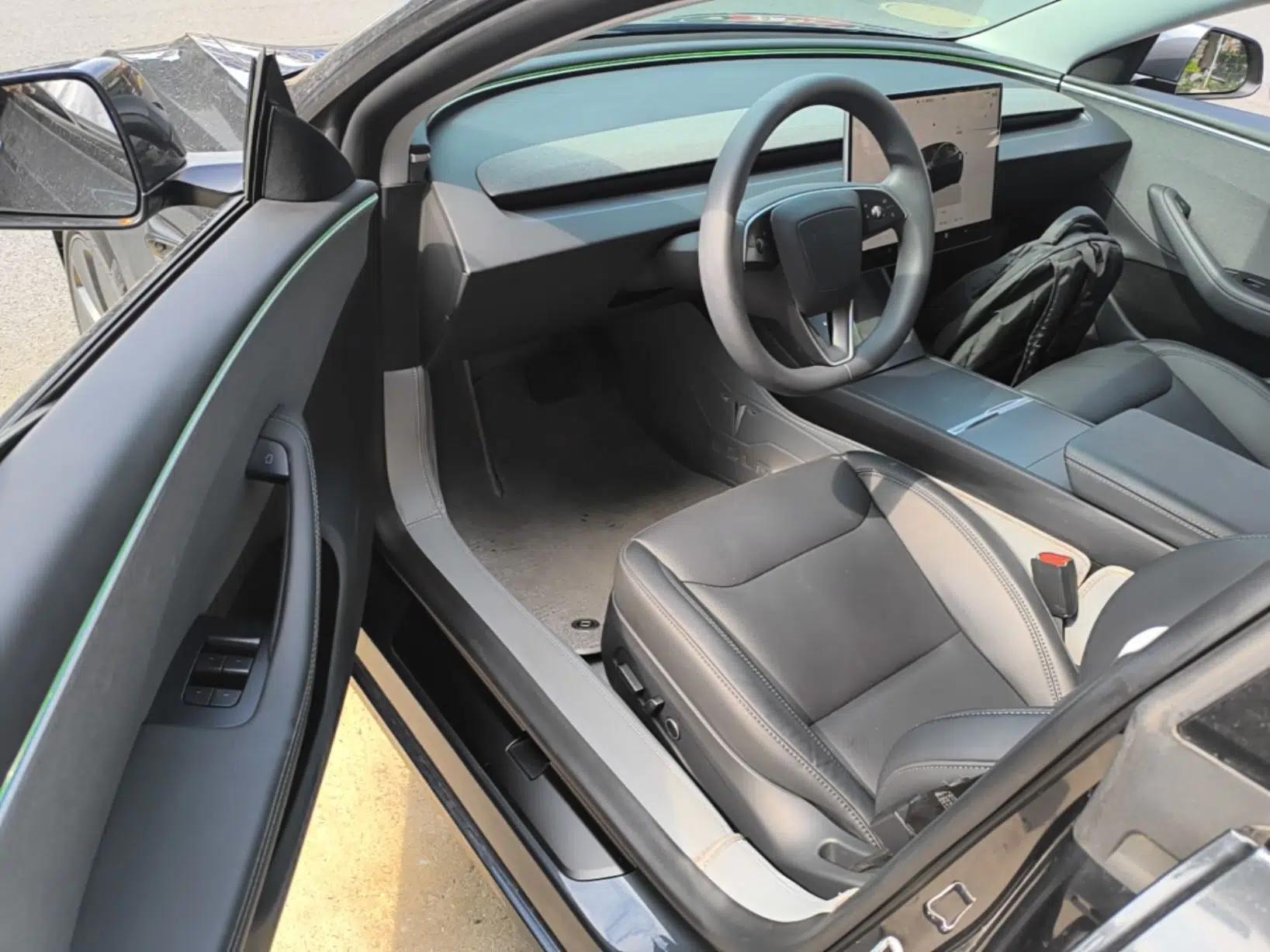 Tesla Model 3 2023 Rear-Wheel-Drive Version — миниатюра 23
