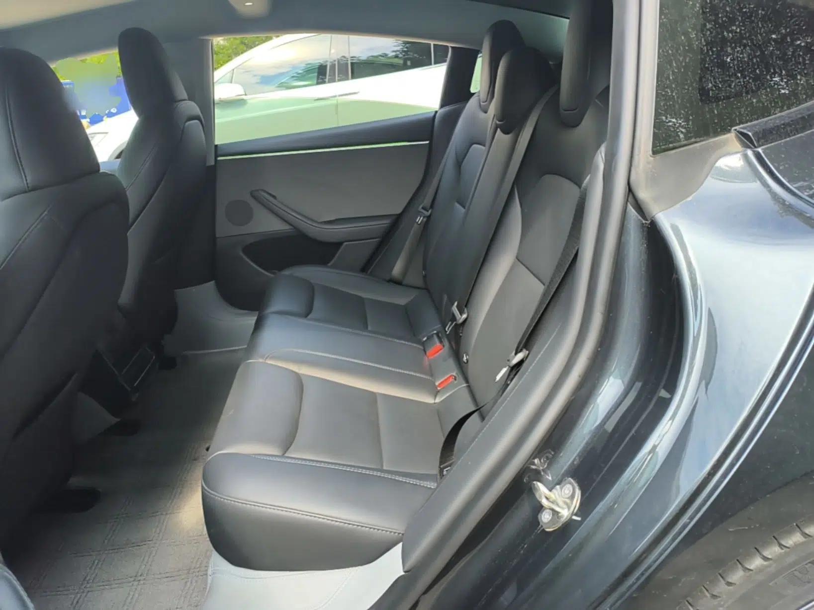 Tesla Model 3 2023 Rear-Wheel-Drive Version — миниатюра 25