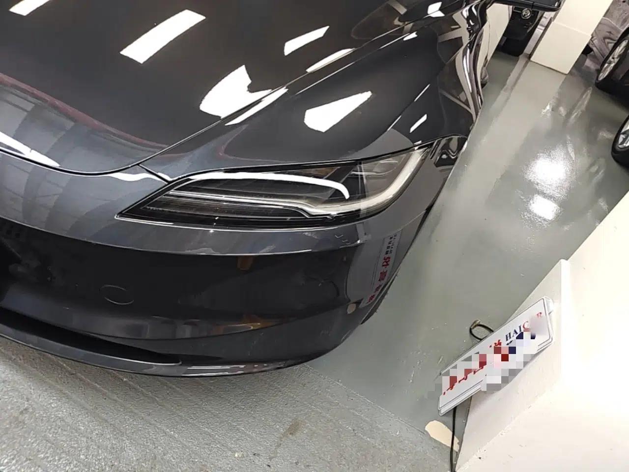 Tesla Model 3 2023 Rear-Wheel-Drive Version — миниатюра 8