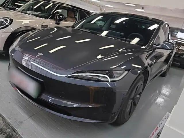 Tesla Model 3 2023 Rear-Wheel-Drive Version