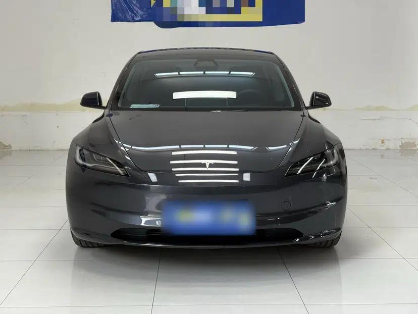Tesla Model 3 2023 Rear-Wheel-Drive Version — миниатюра 2