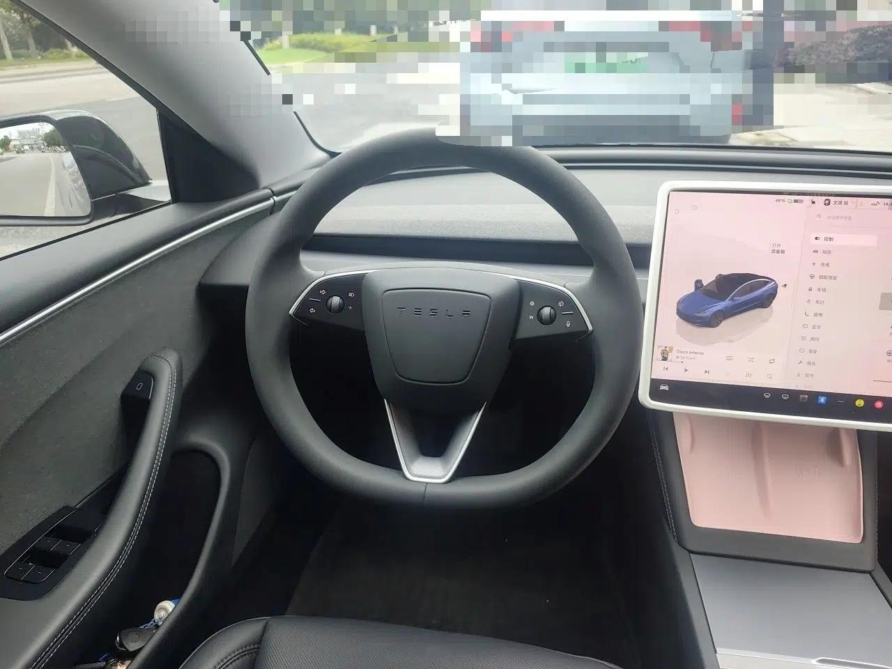 Tesla Model 3 2023 Rear-Wheel-Drive Version — миниатюра 7
