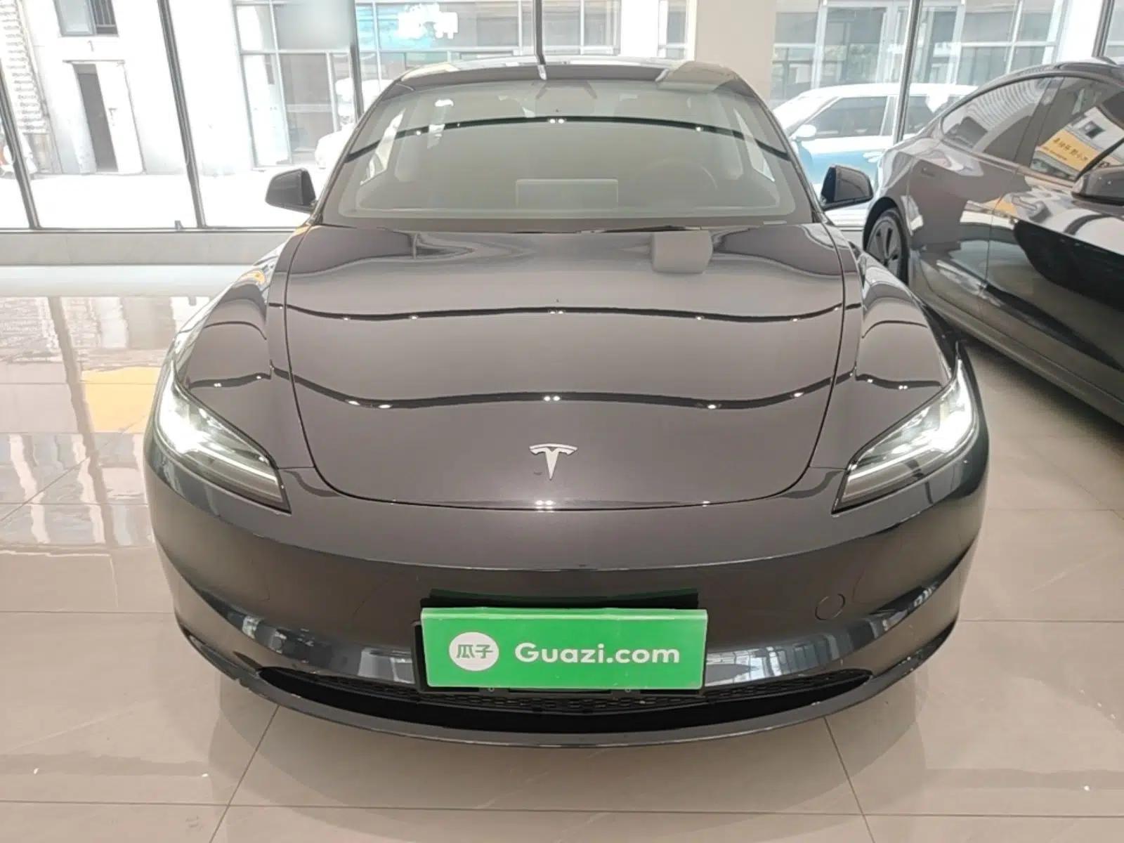Tesla Model 3 2023 Rear-Wheel-Drive Version — миниатюра 2