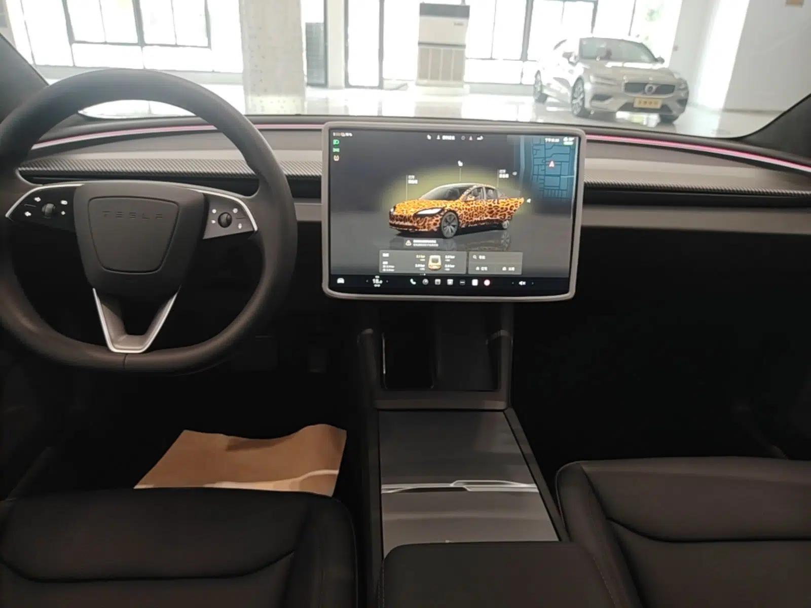 Tesla Model 3 2023 Rear-Wheel-Drive Version — миниатюра 15