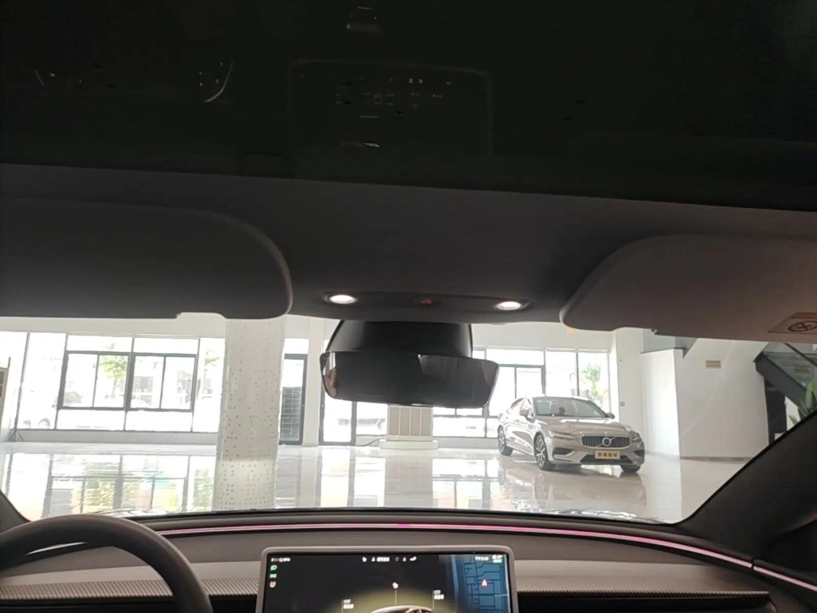 Tesla Model 3 2023 Rear-Wheel-Drive Version — миниатюра 21