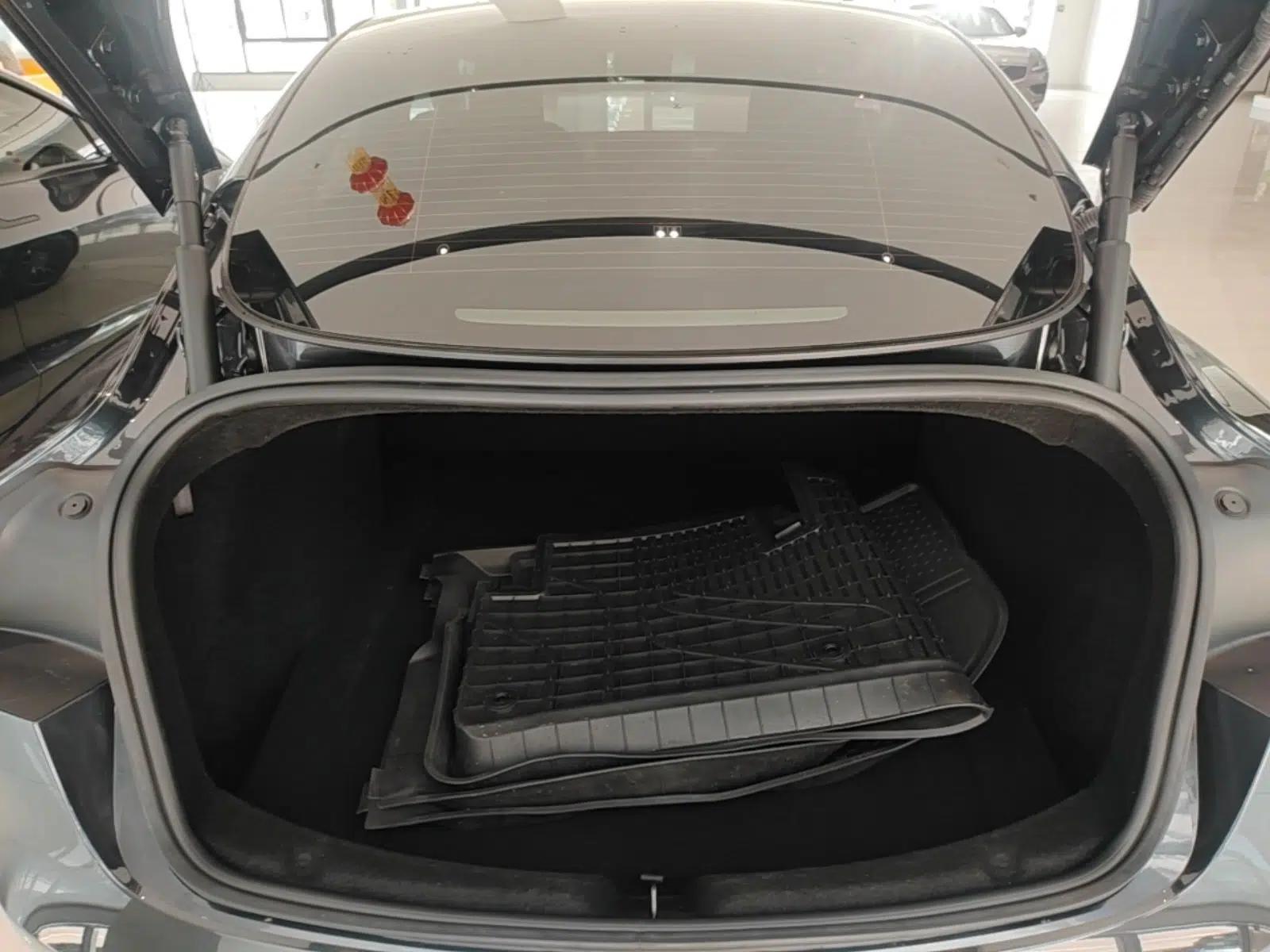 Tesla Model 3 2023 Rear-Wheel-Drive Version — миниатюра 22