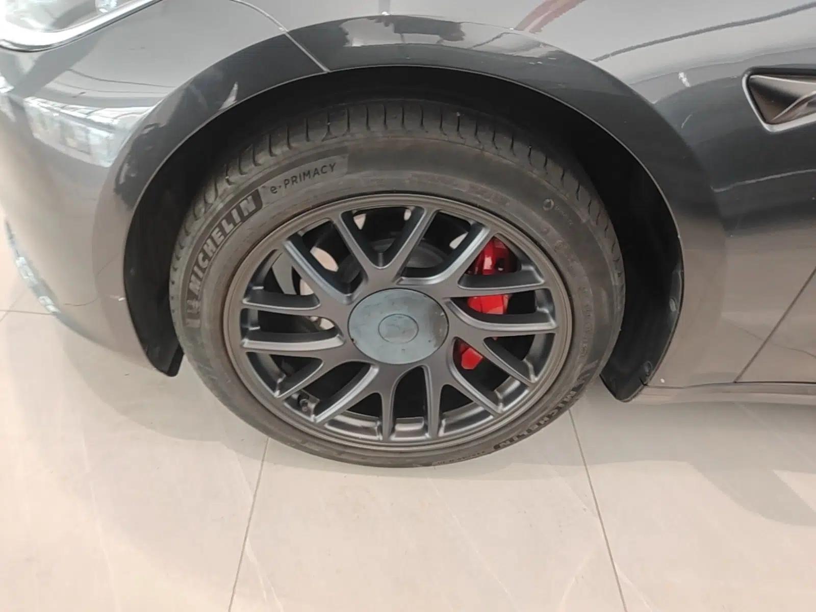 Tesla Model 3 2023 Rear-Wheel-Drive Version — миниатюра 10