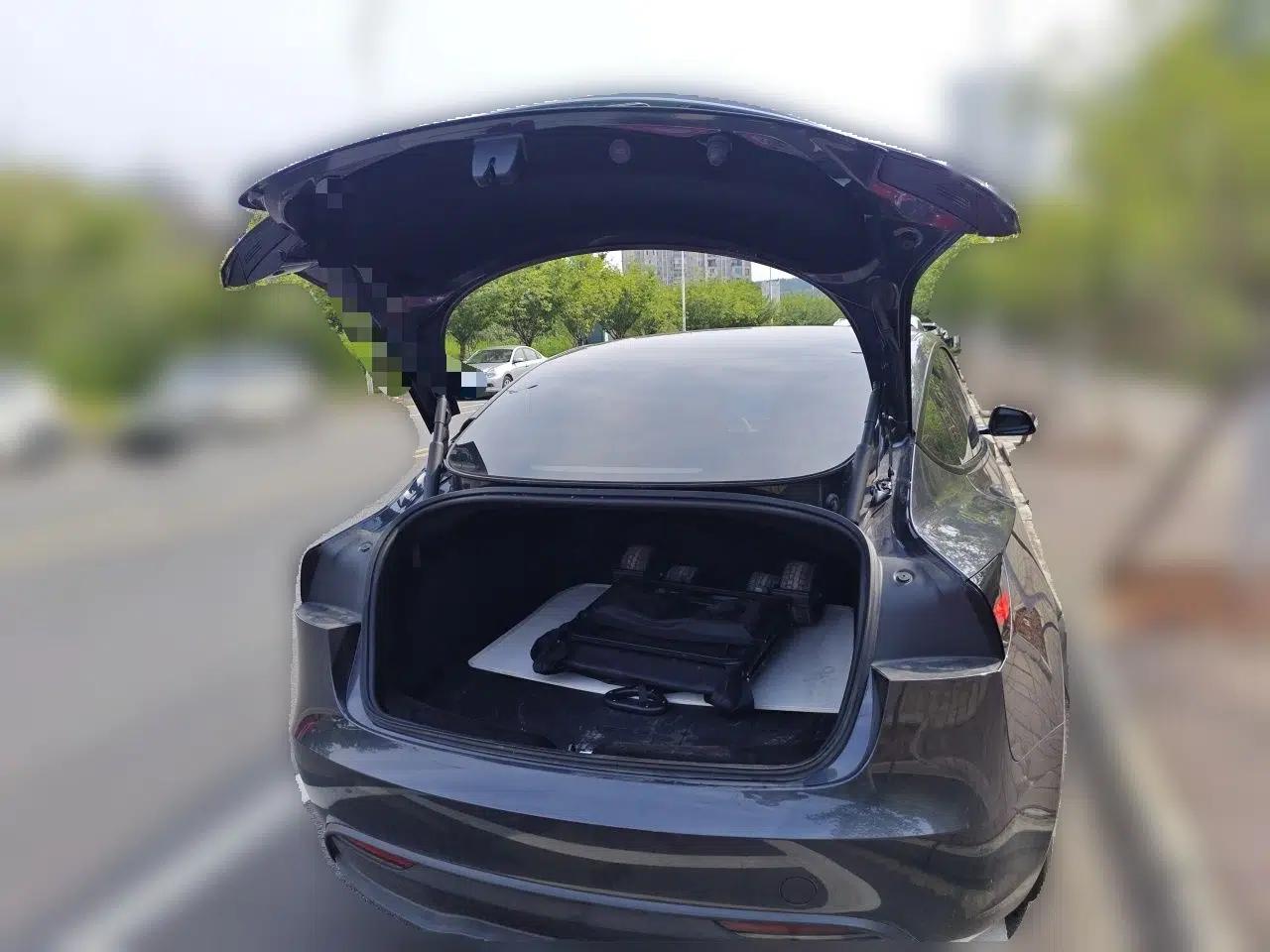 Tesla Model 3 2023 Rear-Wheel-Drive Version — миниатюра 19