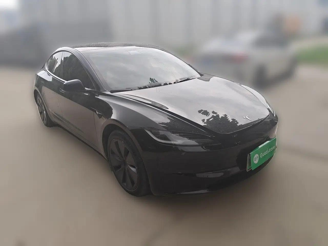 Tesla Model 3 2023 Rear-Wheel-Drive Version — миниатюра 3