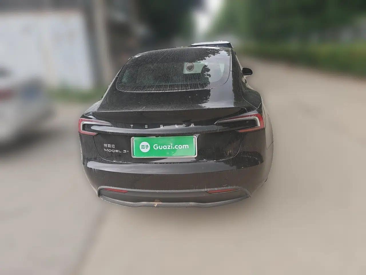Tesla Model 3 2023 Rear-Wheel-Drive Version — миниатюра 5