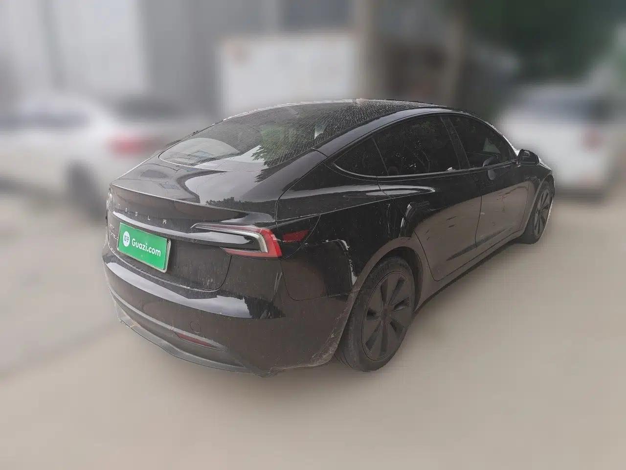 Tesla Model 3 2023 Rear-Wheel-Drive Version — миниатюра 6