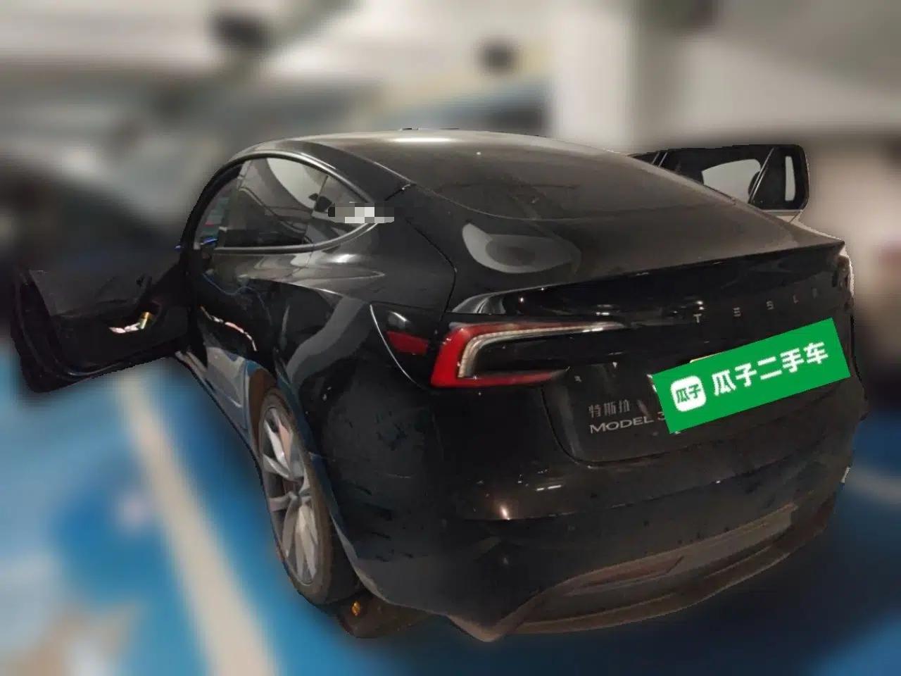 Tesla Model 3 2023 Rear-Wheel-Drive Version — миниатюра 4