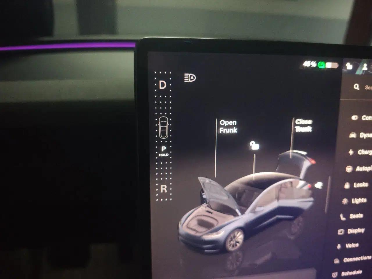 Tesla Model 3 2023 Long-Range All-Wheel-Drive Version — миниатюра 14