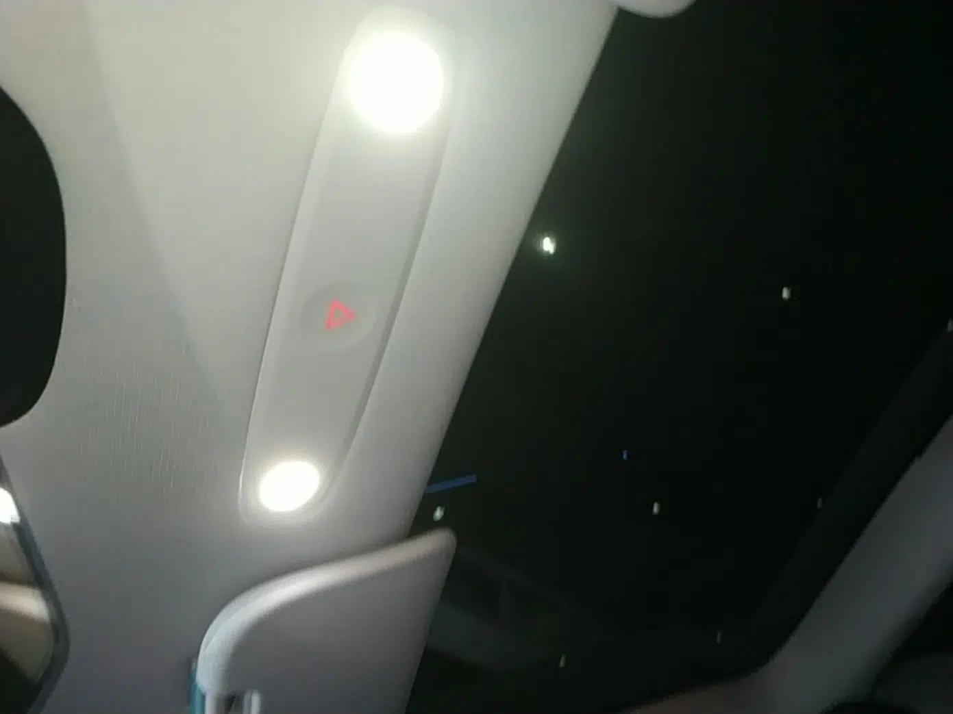 Tesla Model 3 2025 Rear-Wheel-Drive Version — миниатюра 21