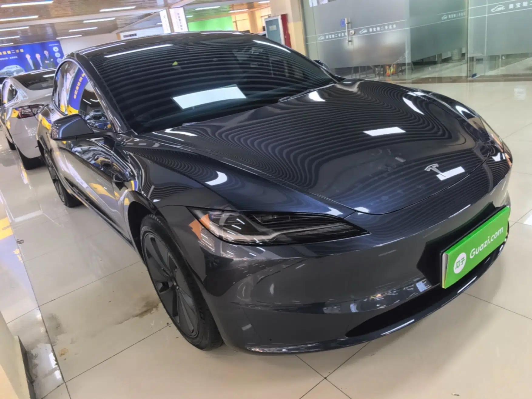 Tesla Model 3 2023 Rear-Wheel-Drive Version — миниатюра 3