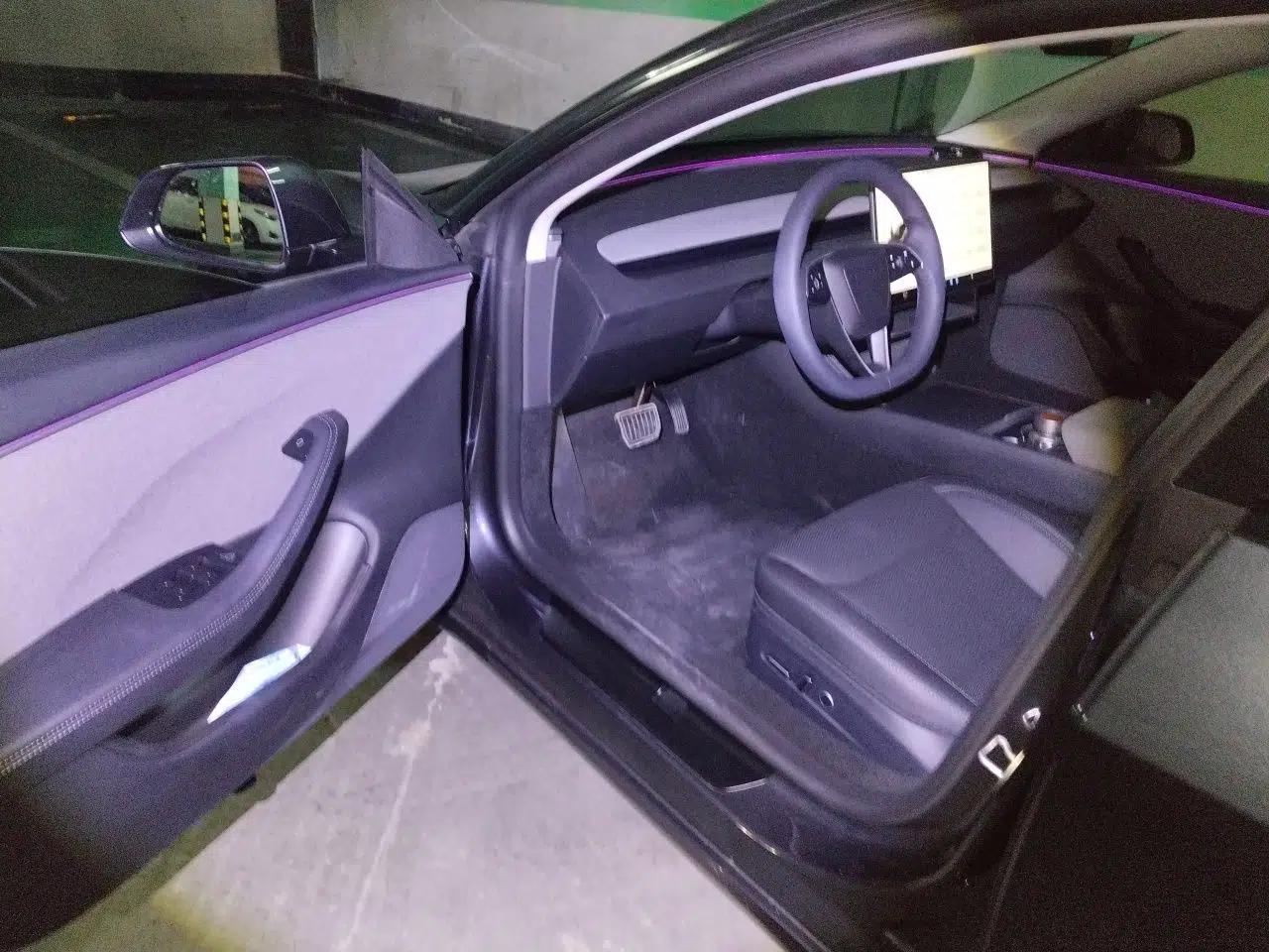 Tesla Model 3 2025 Rear-Wheel-Drive Version — миниатюра 16
