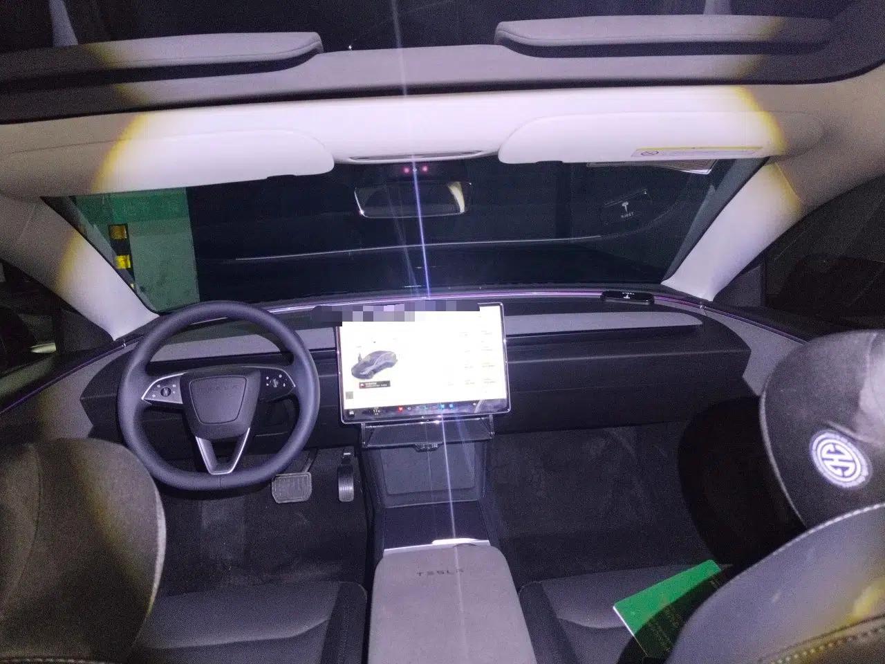 Tesla Model 3 2025 Rear-Wheel-Drive Version — миниатюра 18