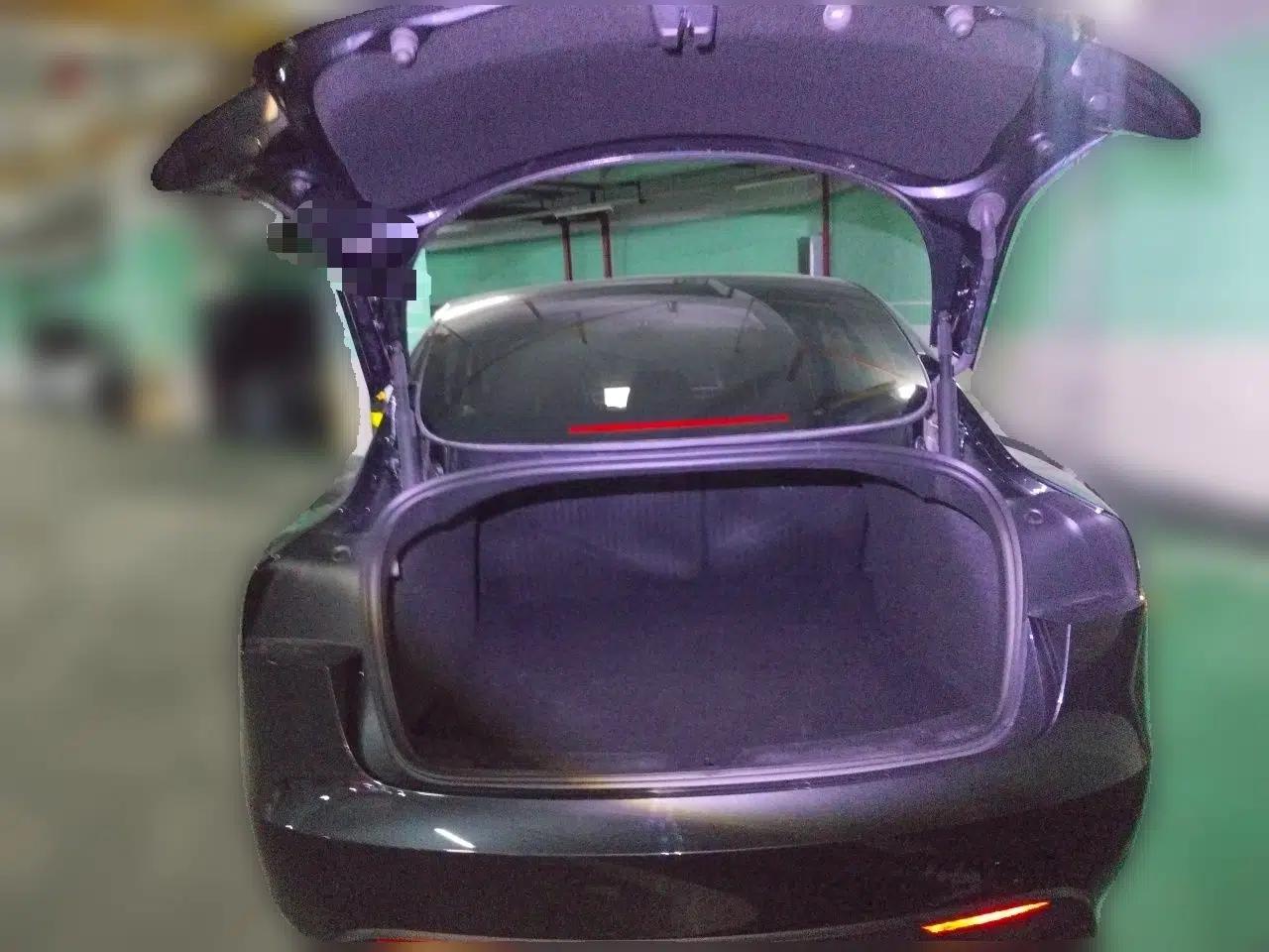 Tesla Model 3 2025 Rear-Wheel-Drive Version — миниатюра 19
