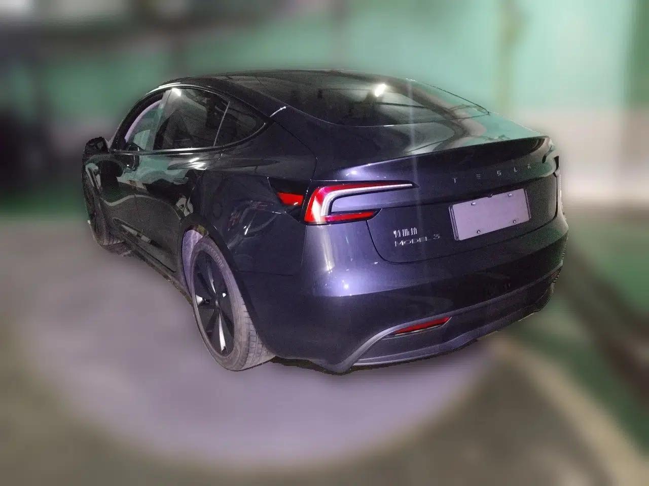 Tesla Model 3 2025 Rear-Wheel-Drive Version — миниатюра 4