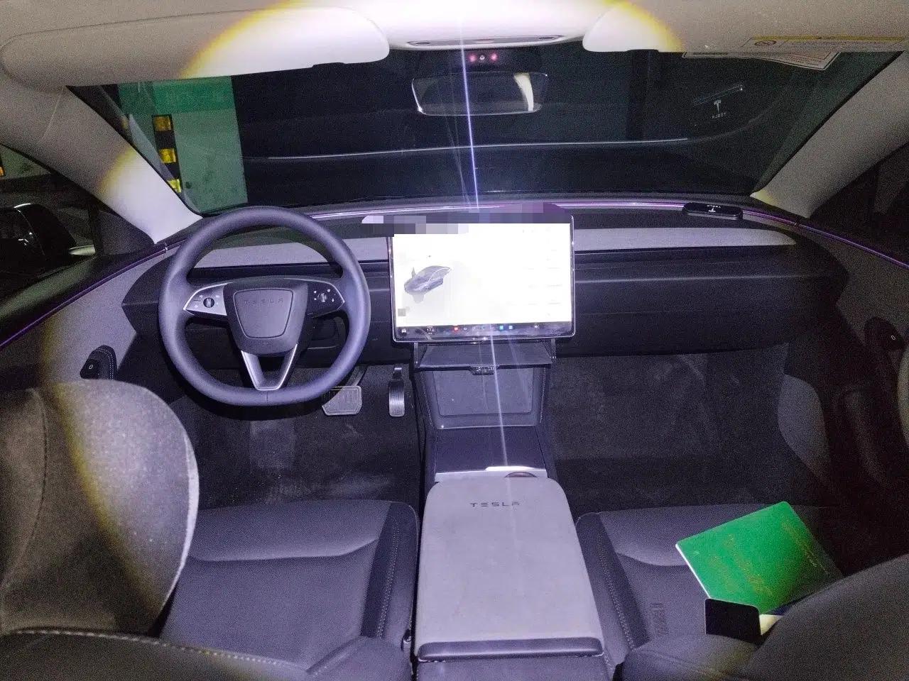 Tesla Model 3 2025 Rear-Wheel-Drive Version — миниатюра 9